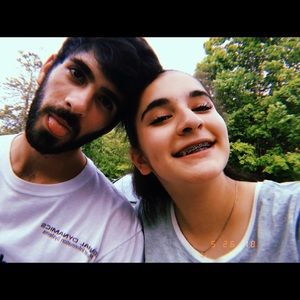 Meet your Posher, Maya